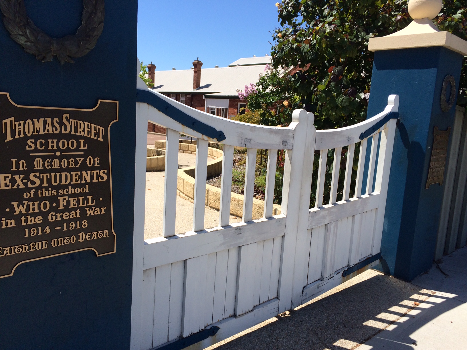 Thomas Street School gates